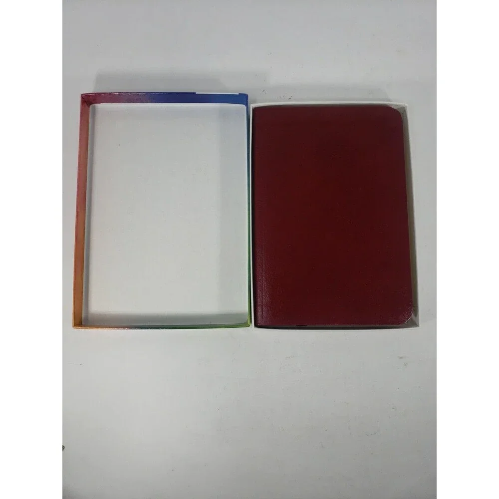 It's Alive! NLT by Tyndale House Bible (2003, Bonded Leather) Burgundy Box